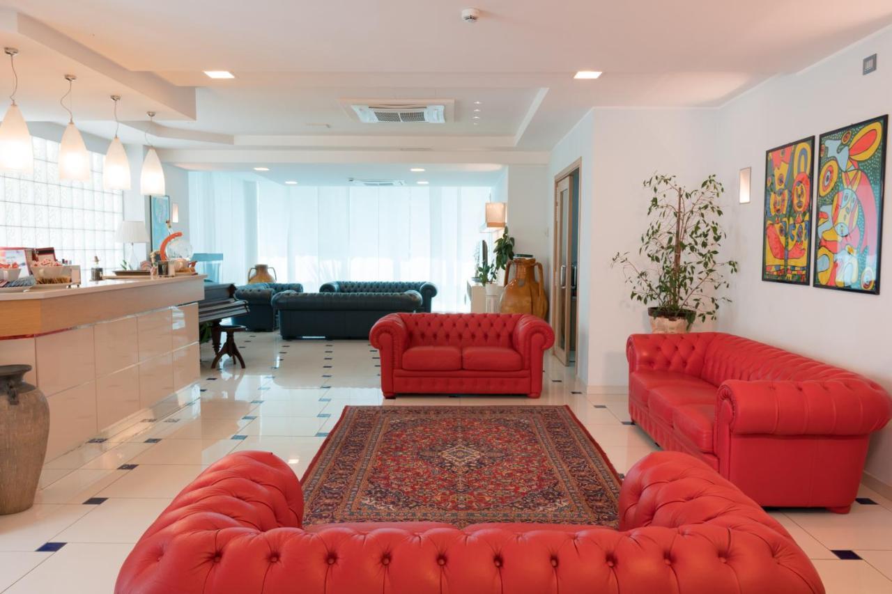 Hotel Haus Charlotte 圣贝内代托-德尔特龙托 外观 照片