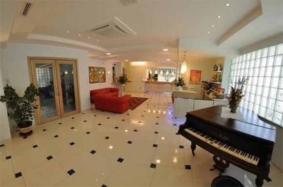 Hotel Haus Charlotte 圣贝内代托-德尔特龙托 外观 照片